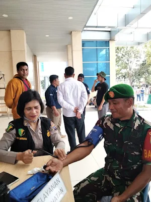Sie Dokkes Polrestabes Medan Cek Kesehatan Personil Yang Bertugas Di PPK