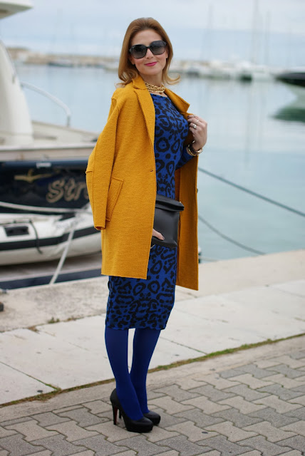 yellow coat, glamorous dress, Bankfashion.co.uk dress, animal print bodycon dress, Fashion and Cookies, fashion blogger