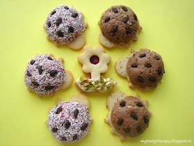 No bake coconut ladybirds