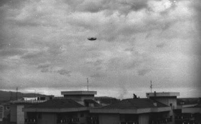 UFO Pictures - 138 Years of UFO Sightings 1870-2008 Seen On www.coolpicturegallery.net