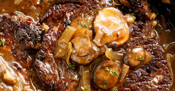 Ribeye Steaks With Mushroom Gravy - Easy Recipes