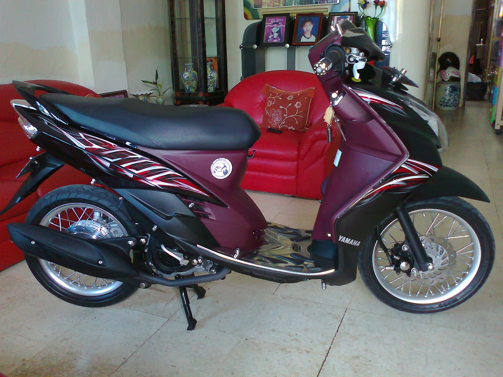 Kumpulan 84 Modifikasi Motor Mio Hitam 2010 Terbaru Dinding Motor