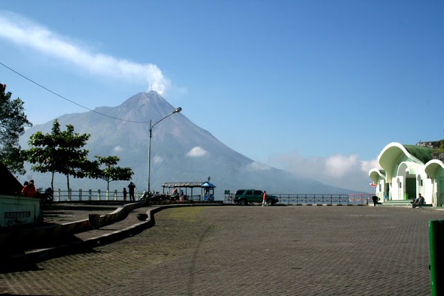 Indahnya Bukit Ketep