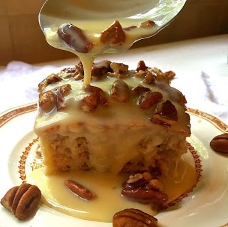 SOUTHERN PECAN PRALINE CAKE