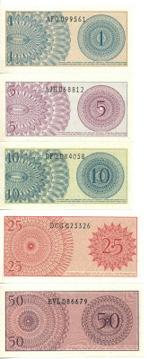  dicetak banyak sekali jenis uang kertas yang terdiri dari banyak sekali penggalan dari terkecil  1961 - 1964