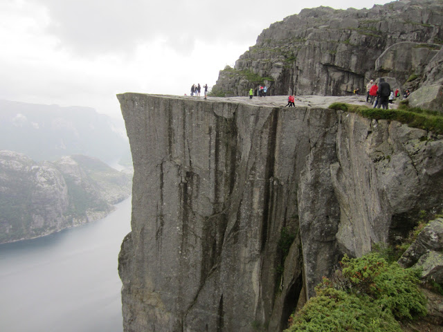 Ruta al Trolltunga o lengua del troll