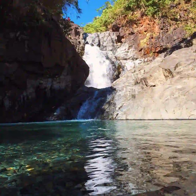 Tinakayanan Falls
