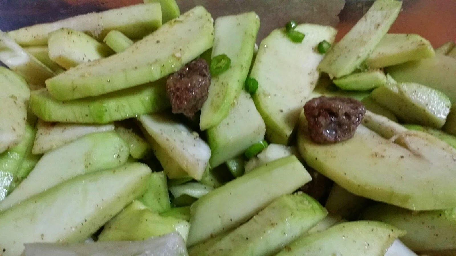 ZULFAZA LOVES COOKING: Jeruk mangga/betik/kedondong asam boi