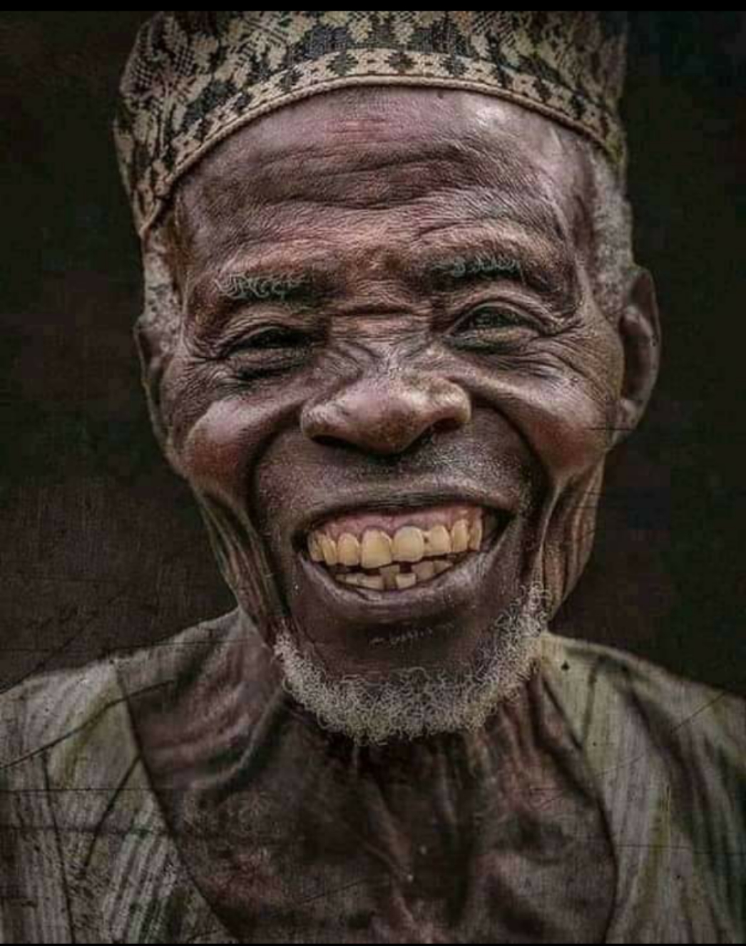 ATTAJIRI YA MUTU AMMA BABU WANDA YA JE JANA'IZAR SA ATTAJIRI YA MUTU AMMA BABU WANDA YA JE JANA'IZAR SA