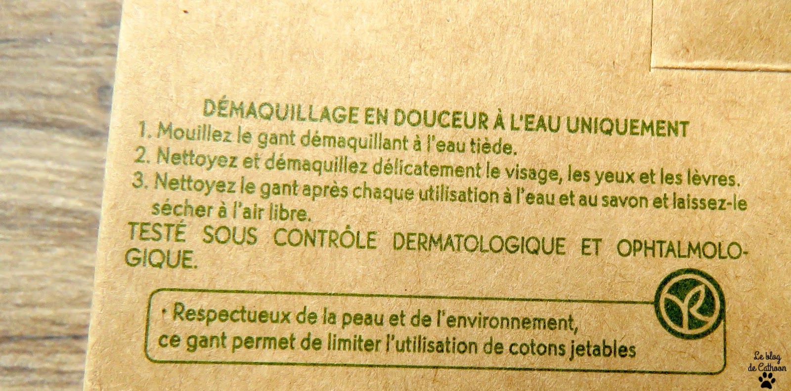 Gant démaquillant - Makeup Remover Glove - Yves Rocher