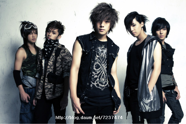 ft island wallpaper. FT island ;)