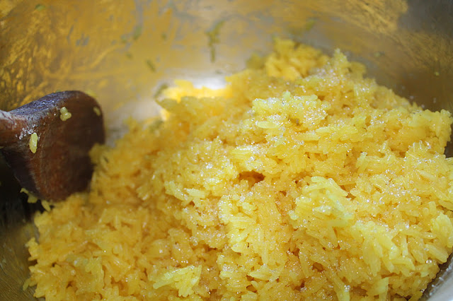 Pulut Kuning Kukus Yang Sedap dan Cantik - Azie Kitchen