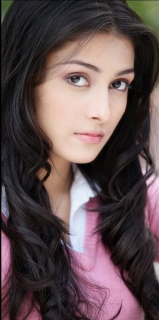 Ayeza Khan