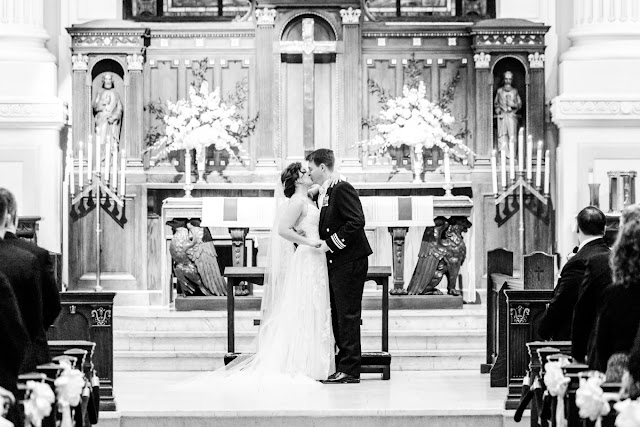 Snowy Winter US Naval Academy Wedding photographed by Maryland Wedding Photographer Heather Ryan Photography