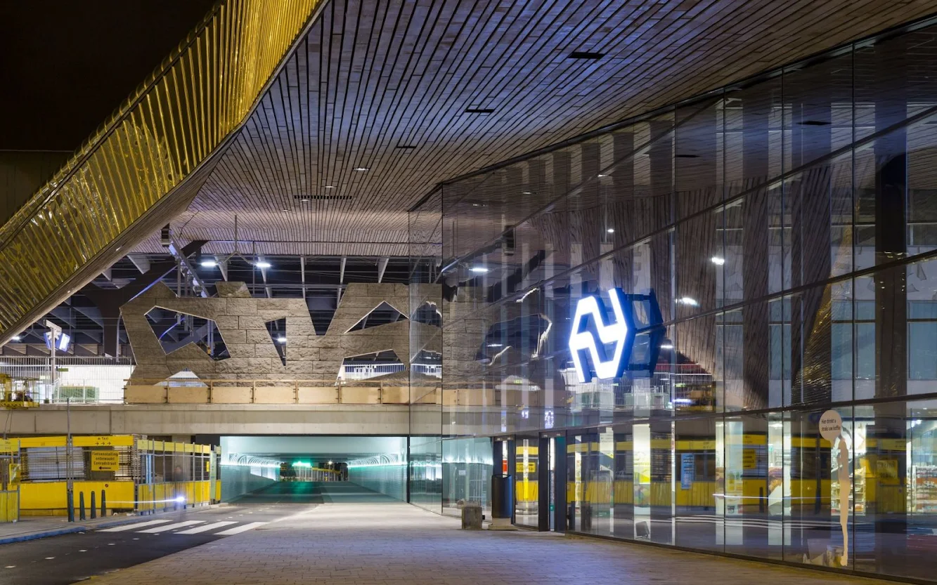 Rotterdam Central Station by Team CS