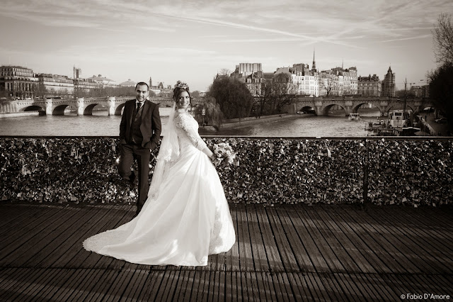 Sposi sul Pont Neuf-Parigi