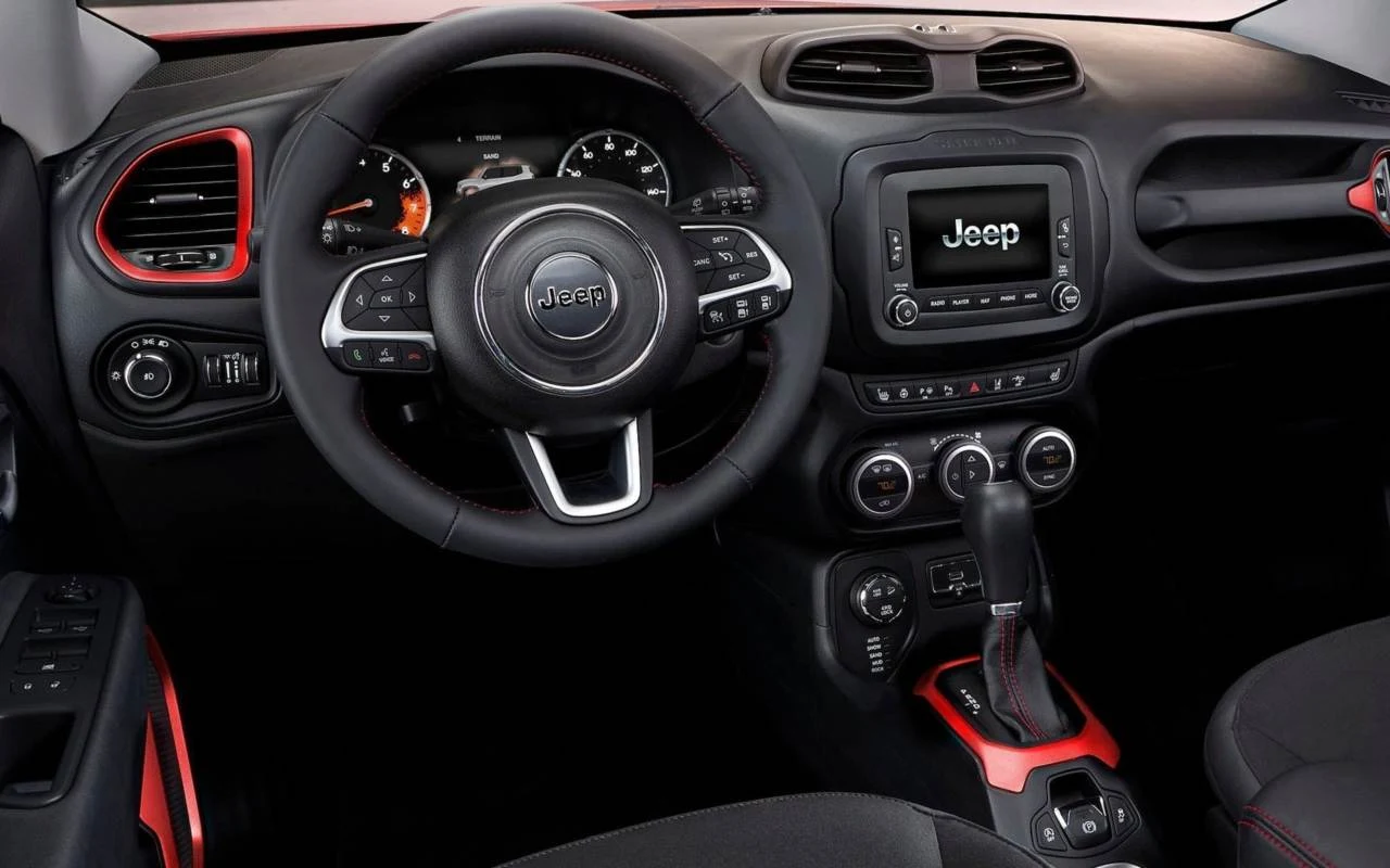 Jeep Renegade Trailhawk - interior