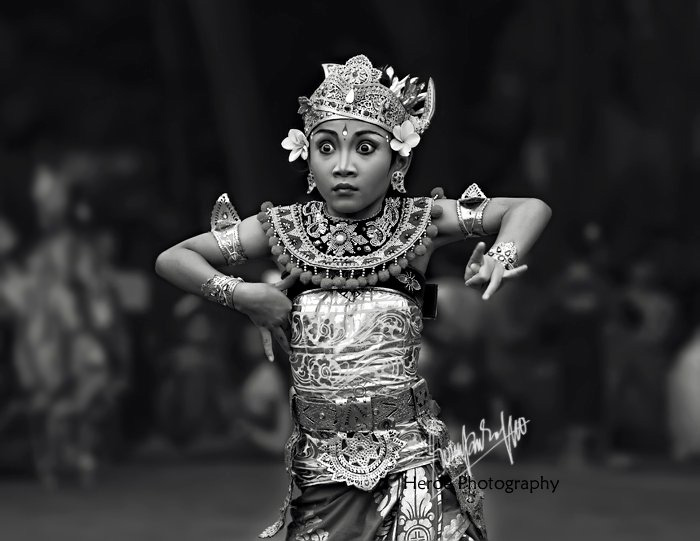 Heroe Poernomo Photography Bali Dancer Photos VI