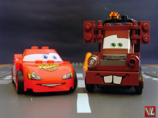 Sets LEGO Cars 8200 Faísca McQueen e 8201 Tom Mater