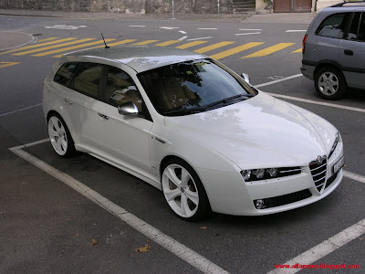 Alfa Romeo 159 TI White Edition（アルファロメオ １５９ ＴＩ ホワイト