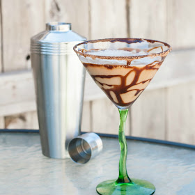 tiramisu, tiramisu martini, vodka, kahlua, baileys, cocktail, coffee liqueur, irish cream liqueur