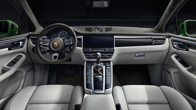 porsche-macan-turbo-2019-interior