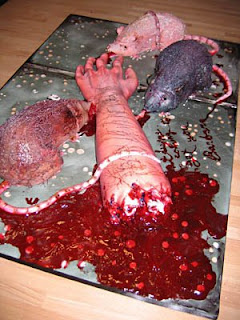 Killer Rat Cake for Halloween