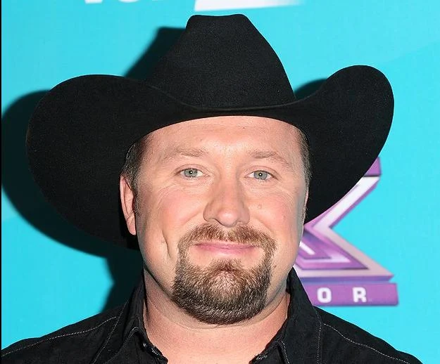 Tate Stevens é o grande vencedor The X Factor USA