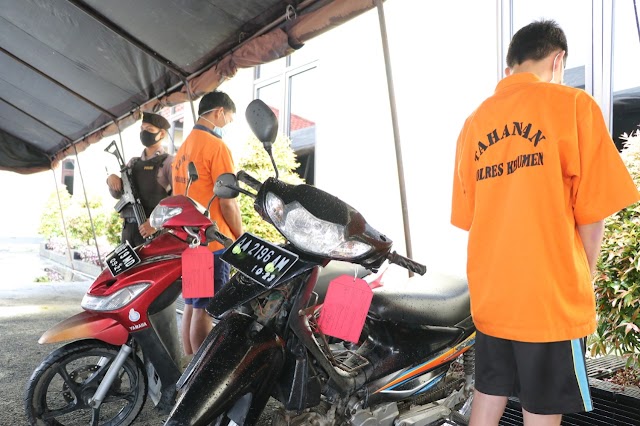 Kehabisan Bensin,Pencuri Motor Gagal Bawa Motor Curian