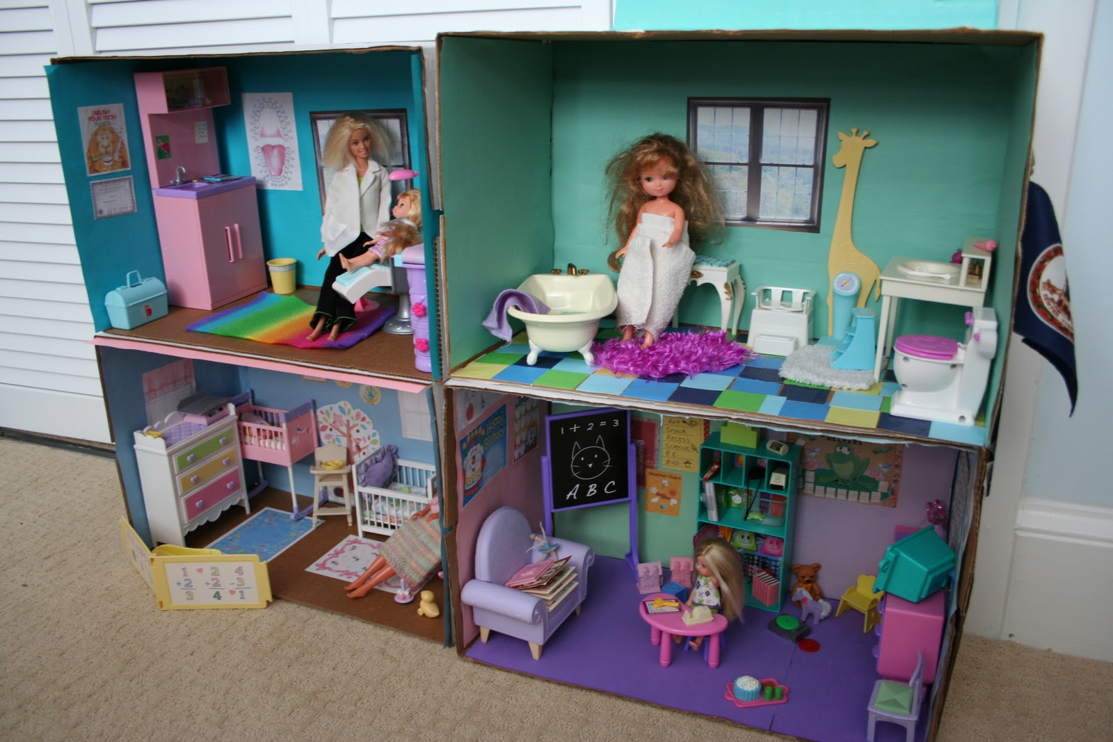Pink and Green Mama: * DIY Barbie Cardboard Box House