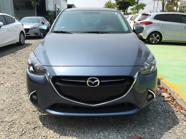 Mazda 2 số tự động