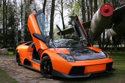 Lamborghini Murcielago impresses with orange