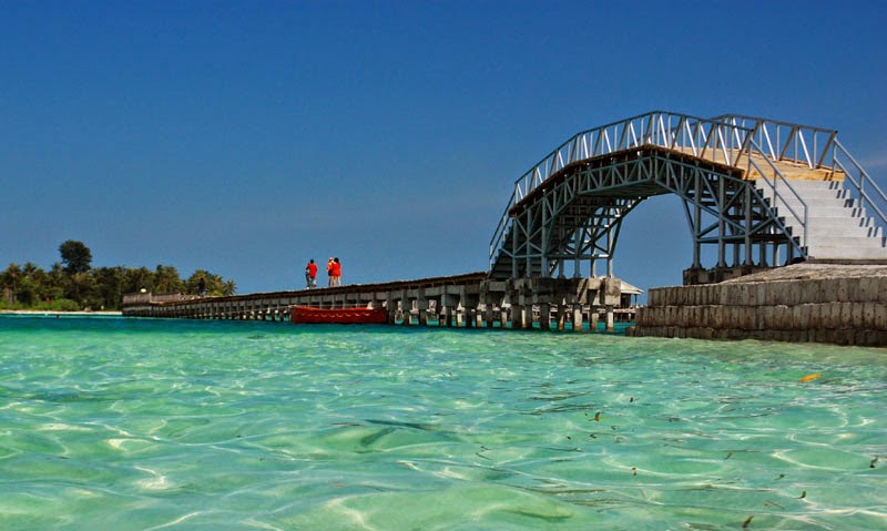 Jembatan Cinta di Pulau Tidung