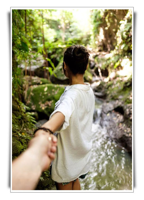 Bali Male Escort Service - Enjoying a romantic moment at The Hidden Canyon Beji Guwang picture