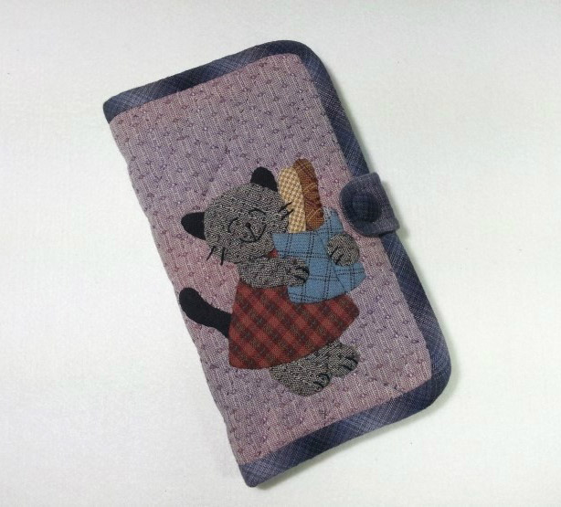 How to make tutorial mobile phone bag case purse fabric sewing quilting patchwork applique.