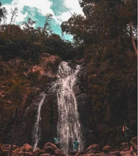 Tempat Wisata Air Terjun Pengantin Ngawi