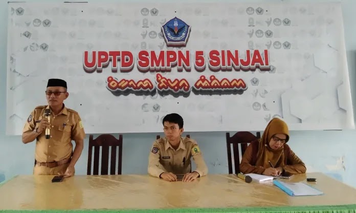 Guru SMPN 5 Sinjai Dibekali Lewat Workshop Setelah Masuk Sebagai Kandidat Sekolah Rujukan Google