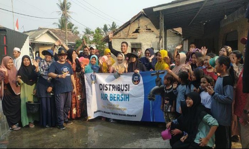 Respon Kekeringan, Komunitas Magnet Rezeki Korwil Banten Donasikan 28rb Liter Air Bersih ke 4 Kampung
