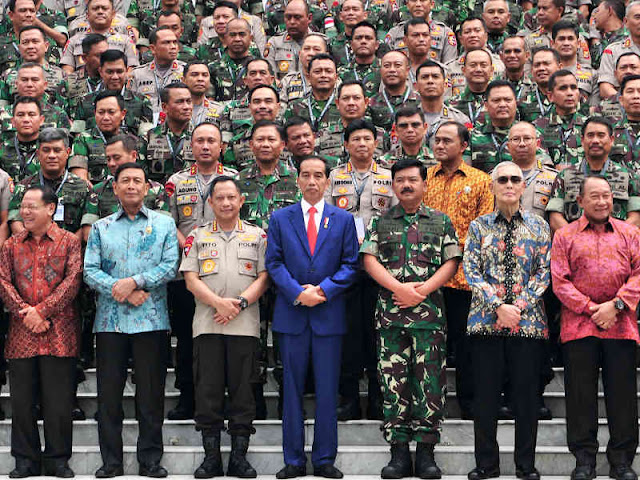 Jokowi Beberkan 60 Jabatan Baru untuk Perwira Tinggi