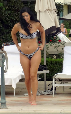 Suelyn Medeiros Bikini In Vegas1