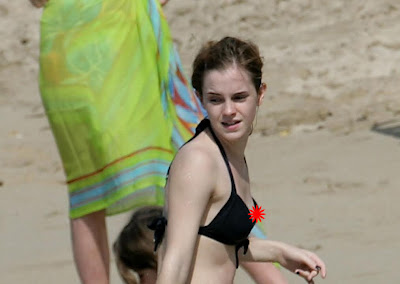 Emma Watson Bikini on Bollywood Paradize  Emma Watson In Black Bikini On Vacation In Jamaica