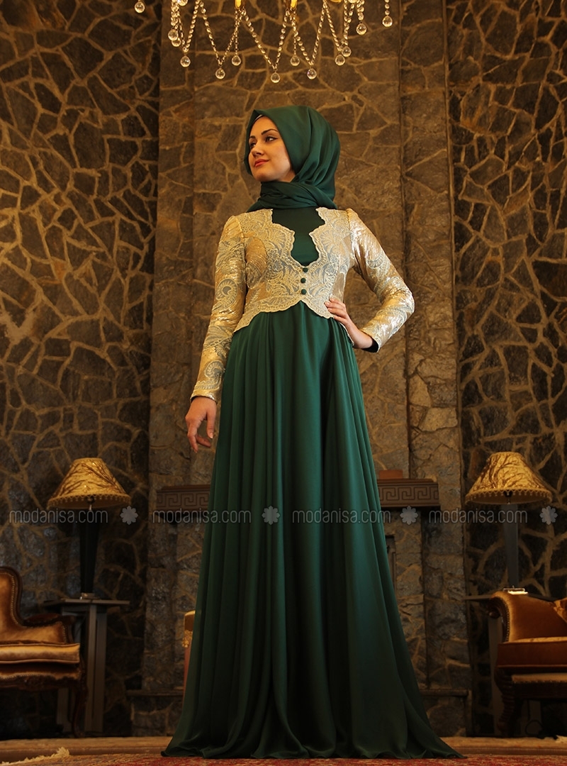 25 Model Baju Muslim untuk Pesta Terbaru 2019 