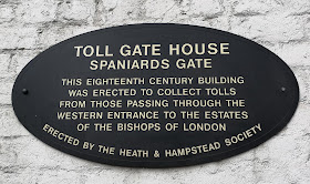 Plaque on side of Spaniards Gate toll house,  Hampstead © R Knowles (2019)