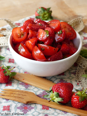 Salade tomate, fraise, basilic 