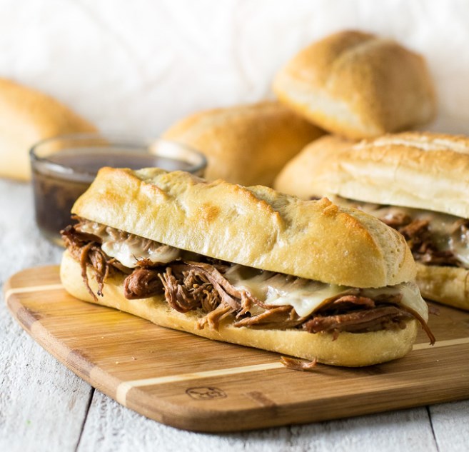 Easy Crock Pot French Dip Sandwiches #easyrecipe #crockpot