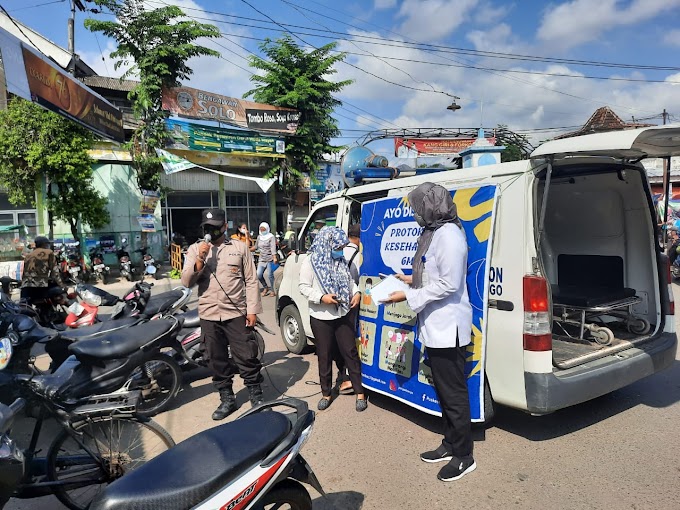 Polres Ponorogo: Kanit Binmas Polsek Jambon meningkatkan sosialiaasi , edukasi prokes dan percepatan vaksin di wilayah Jambon.