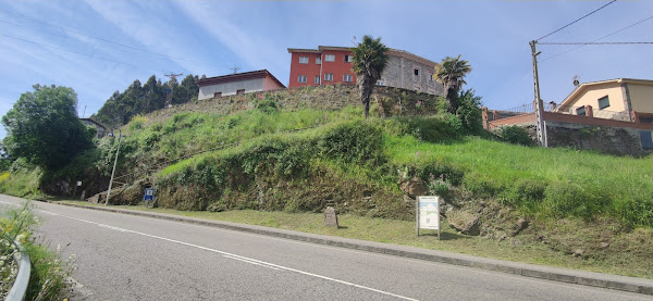 Cruce de la SB3 antes de subir a la localidad de El Castillo. Etapa de Avilés a Muros de Nalón