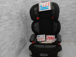 中古品　GRACO　ジュニアシート　３～１１歳　２９８０円