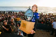 surf30 ct wsl meo rip curl portugal 2023 Caitlin Simmers 23Peniche  QUA4014 Damien Poullenot