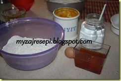 Membuat mee kuning 011